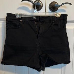 Women’s jean shorts